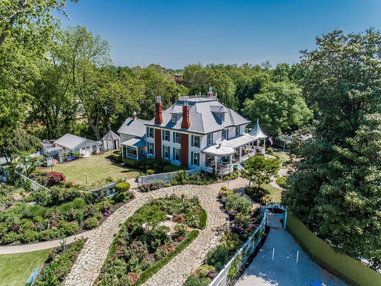 Highgate Estate & Gardens Bed and Breakfast Greensboro Esterno foto