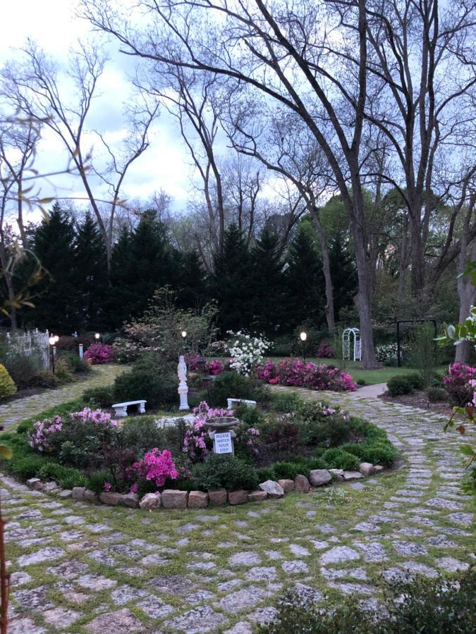 Highgate Estate & Gardens Bed and Breakfast Greensboro Esterno foto